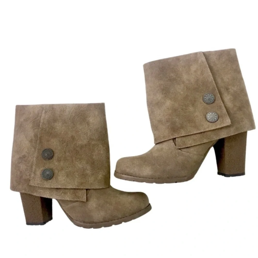 NWOT Muk Luks Chris Embossed Cuff Boots - Picture 2 of 6